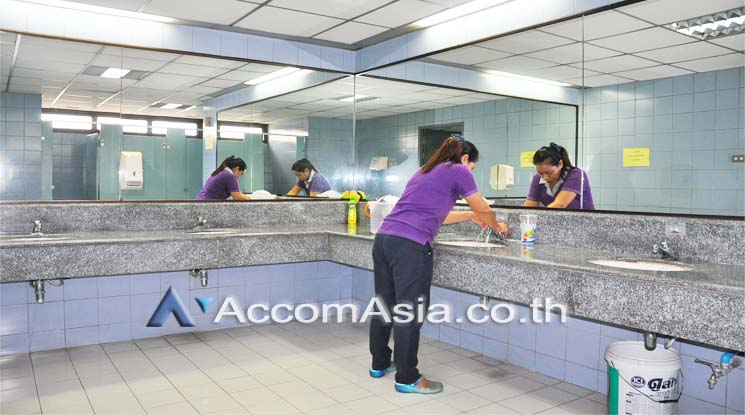 10  Office Space For Rent in Silom ,Bangkok BTS Chong Nonsi at Bangkok union insurance tower 1 AA10953